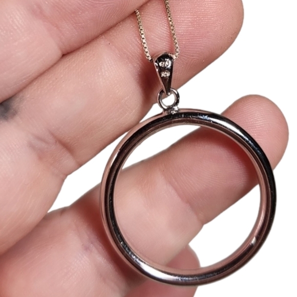 925 Silver Open Circle Necklace - Picture 4 of 6